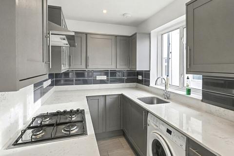 3 bedroom semi-detached bungalow for sale, 14 Glasbrook Avenue, Twickenham, TW2 6AH