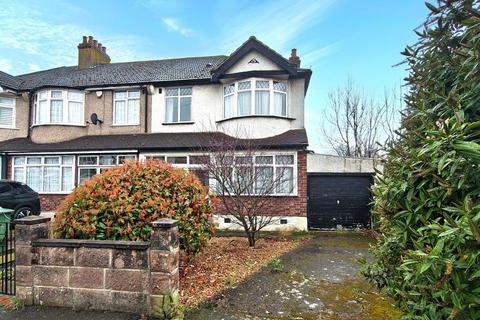 undefined, 6 Kingswood Way, Wallington, SM6 8PB