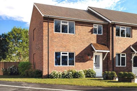 undefined, 1(A) Crest Avenue, Grays, RM17 6RW