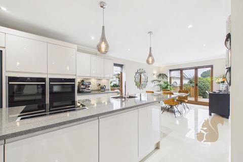 6 bedroom detached house for sale, Dumont Avenue, St. Osyth, Clacton-On-Sea