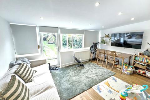 1 bedroom apartment for sale, Stanhope Road, North Finchley