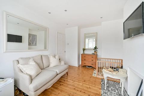 2 bedroom maisonette for sale, Grove Close, Kingston, Kingston upon Thames, KT1
