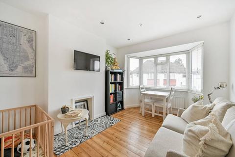 2 bedroom maisonette for sale, Grove Close, Kingston, Kingston upon Thames, KT1