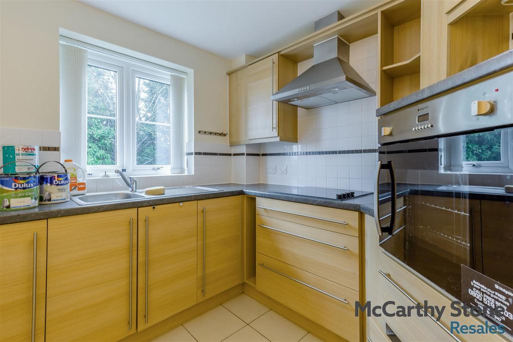 8676155-interior07.jpg