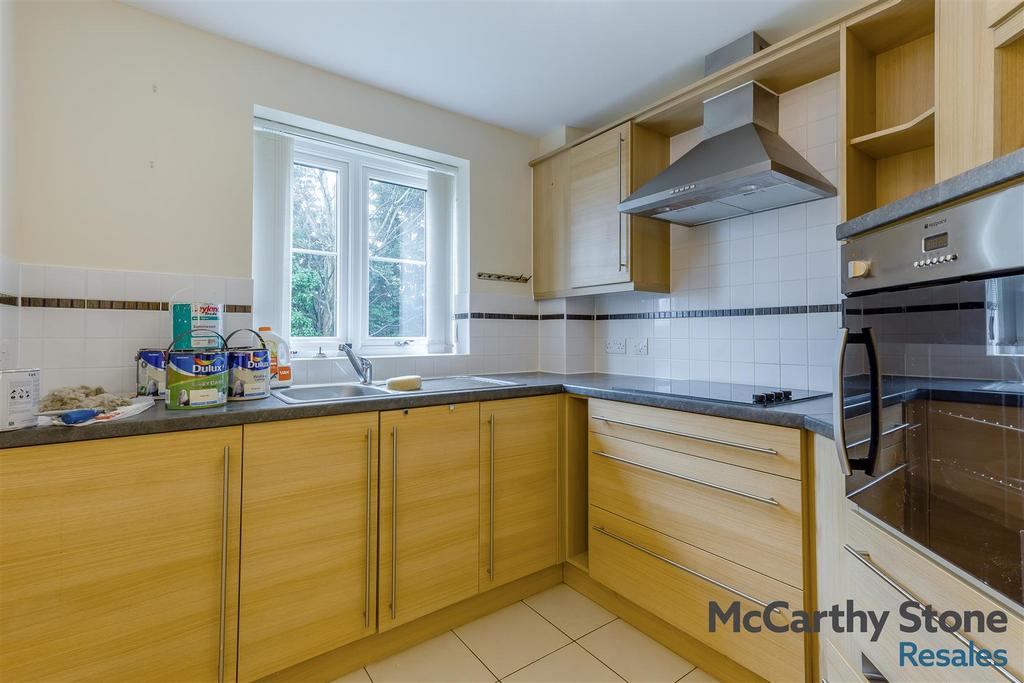 8676155-interior08.jpg