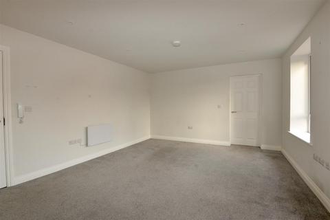 undefined, Middle Street, Yeovil BA20