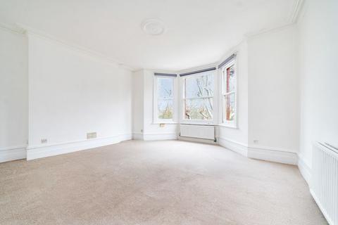 3 bedroom apartment to rent, Moshead Road, Maida Vale W9