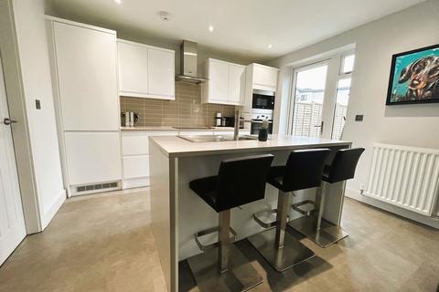 4 bedroom detached house for sale, Sunnyside, Walsall Wood WS9 9LD
