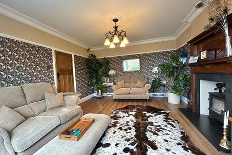 3 bedroom detached bungalow for sale, Iolyn Park, Conwy