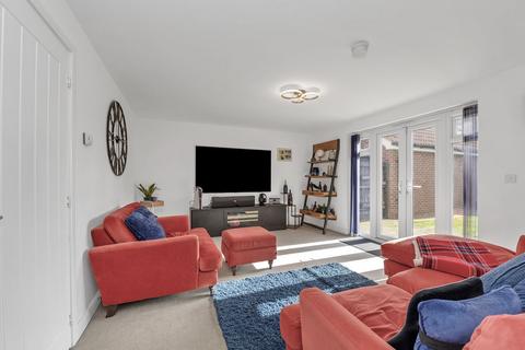 4 bedroom detached house for sale, St. Edmunds Drive, Elmswell