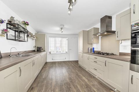 4 bedroom detached house for sale, St. Edmunds Drive, Elmswell