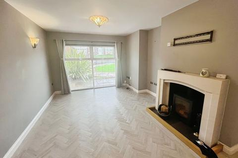 4 bedroom detached house for sale, Lakelands Drive, Ladybridge