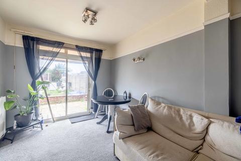 3 bedroom terraced house for sale, Kidderminster Road, Slough