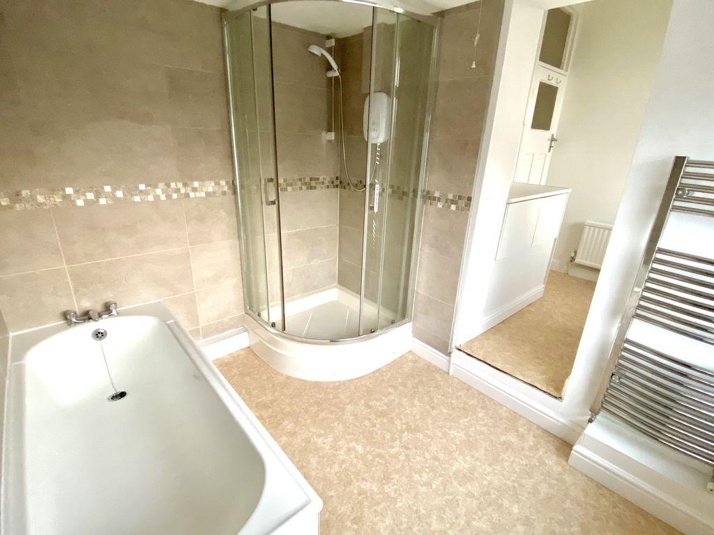 Bath and Shower Room