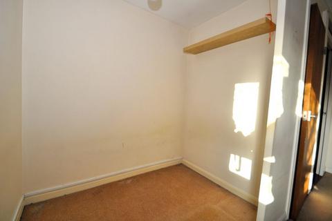 undefined, "THE GROVES" RETIREMENT FLAT (OVER 60s ONLY)  NEW MALDEN