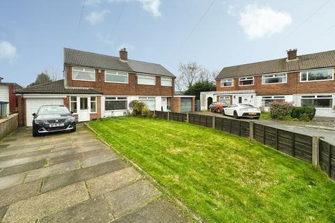3 bedroom house for sale, Felton Close, Bury