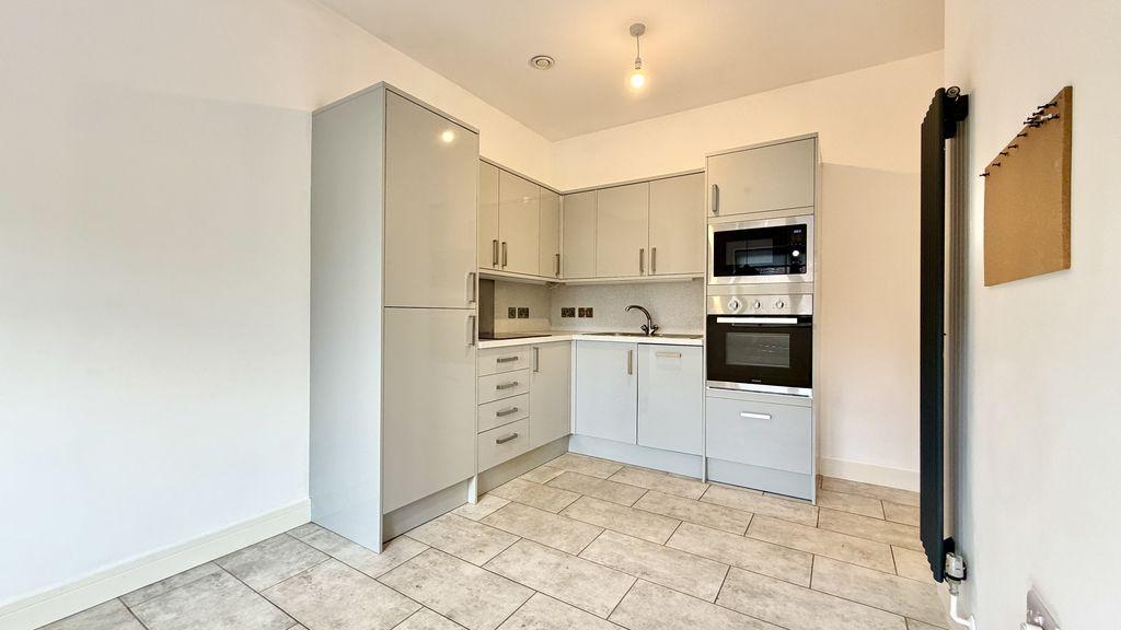 Kitchen/Dining Area
