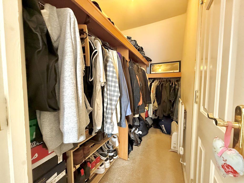 Walk In Wardrobe