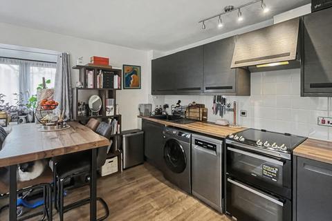 1 bedroom apartment for sale, Ludlow Mews - Ground Floor Flat with Patio Garden