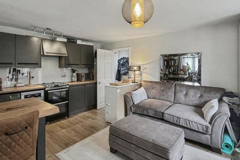 1 bedroom apartment for sale, Ludlow Mews - Ground Floor Flat with Patio Garden