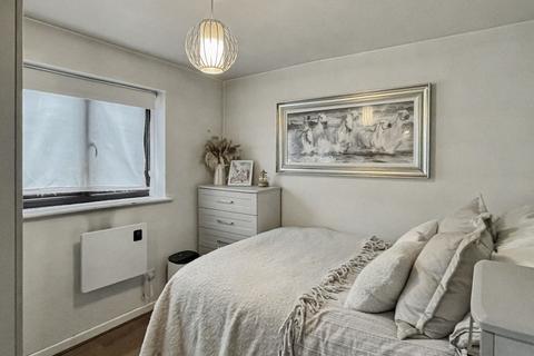 1 bedroom apartment for sale, Ludlow Mews - Ground Floor Flat with Patio Garden