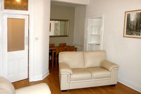 1 bedroom flat to rent, Marionville Road, Edinburgh, EH7