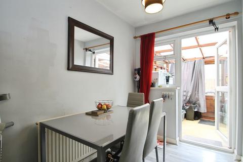 2 bedroom terraced house to rent, Hornbeam Close, Northolt, Middlesex