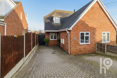 3 bedroom semi-detached house for sale, Nelson Avenue, Sheerness ME12