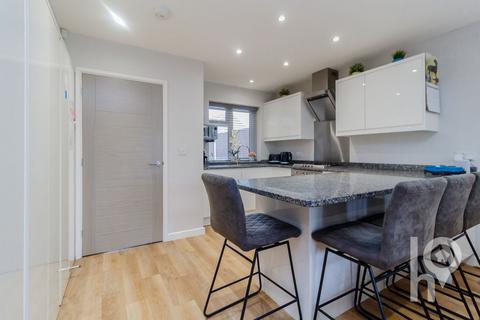 3 bedroom semi-detached house for sale, Nelson Avenue, Sheerness ME12