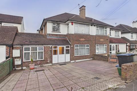 4 bedroom semi-detached house for sale, Shaftesbury Avenue, Harrow HA3