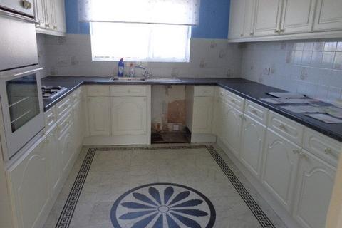 2 bedroom apartment for sale, Alinora Crescent, Worthing