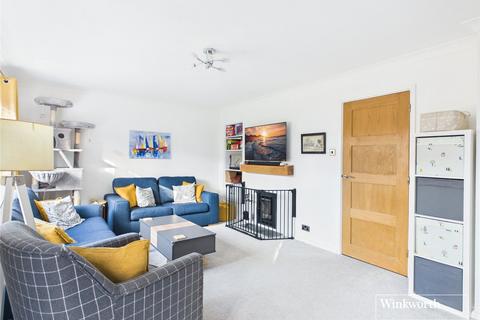 3 bedroom end of terrace house for sale, Mayfair Drive, Newbury, Berkshire, RG14