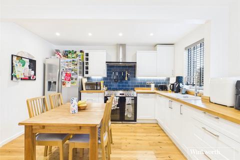 3 bedroom end of terrace house for sale, Mayfair Drive, Newbury, Berkshire, RG14