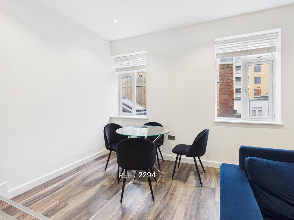 Kitchen/Living area