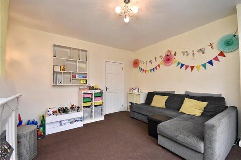 3 bedroom end of terrace house for sale, Cowie Street, Shaw, Oldham, Greater Manchester, OL2