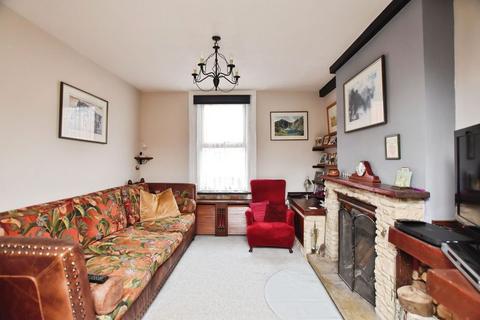 2 bedroom end of terrace house for sale, Nursery Road, Salisbury           *VIDEO TOUR*