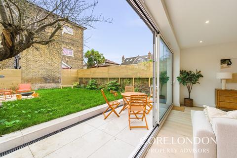 undefined, Broughton Road, London, W13