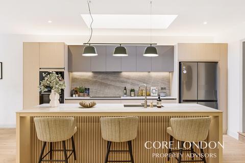 6 bedroom semi-detached house for sale, Broughton Road, London, W13