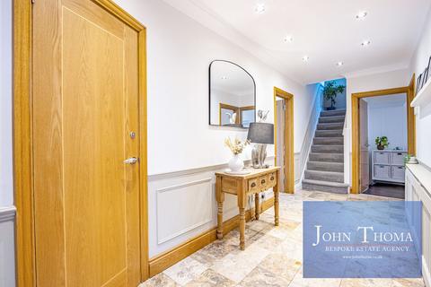undefined, New Barns Way, Chigwell IG7