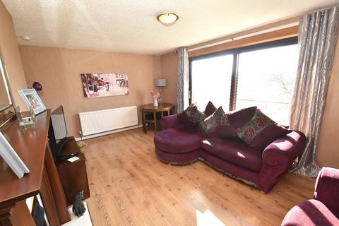 2 bedroom flat for sale, Douglasdale, West Mains, East Kilbride. G74 1DE