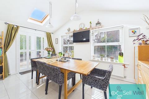 undefined, Ellendale Grange, Manchester M28