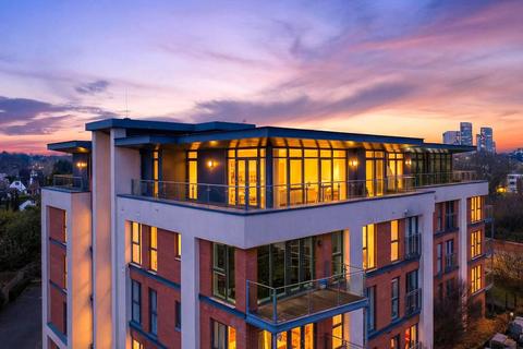 2 bedroom property for sale, Sycamore Avenue, Woking GU22