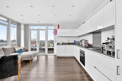 2 bedroom property for sale, Sycamore Avenue, Woking GU22