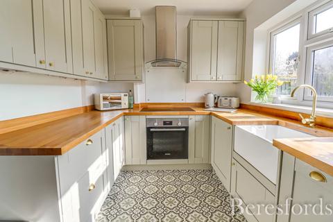2 bedroom maisonette for sale, Park Road, Brentwood, CM14