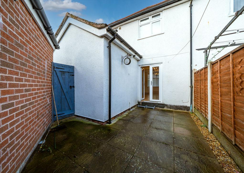 Rear courtyard