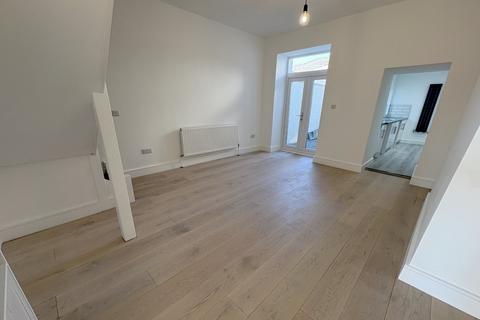 4 bedroom terraced house for sale, King Street, Cleator CA23