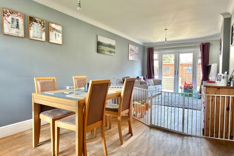 3 bedroom end of terrace house for sale, Oakley Close, Holbury, SO45