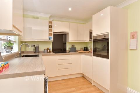 2 bedroom terraced house for sale, Arethusa Road, Rochester ME1