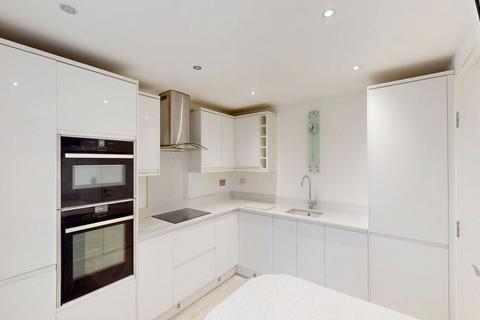 2 bedroom flat for sale, Hatherlow Court, Westhoughton, BL5