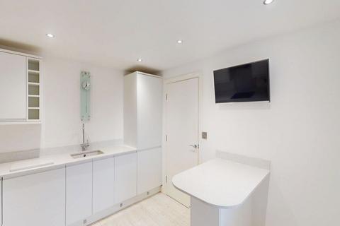 2 bedroom flat for sale, Hatherlow Court, Westhoughton, BL5
